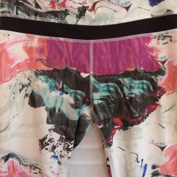 NWOT ! Lululemon Run Inspire Crop II  leggings - Picture 3 of 10